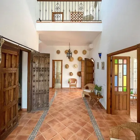 Villa With Private Swimming Pool And Boules Court 40 Minutes From M Laga Malaga